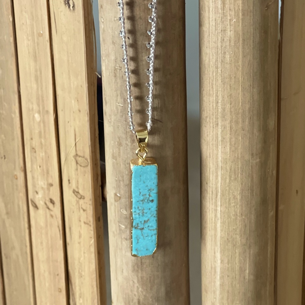 Decorative Turquoise Necklace